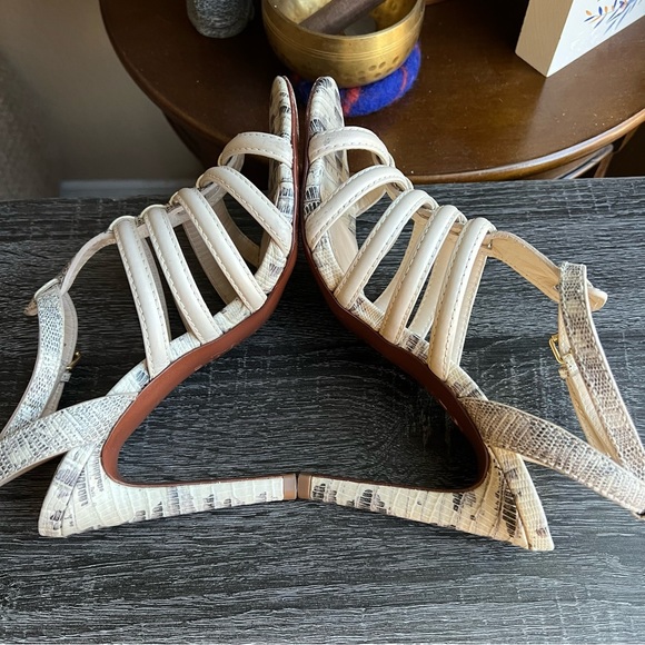 Tory Burch Charlene Strappy Leather Ankle Heels US7! Excellent Condition! - Picture 4 of 9